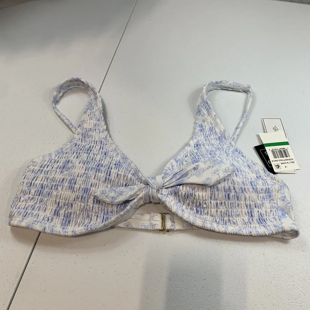 Salt & Cove Junior's Swim Bikini Top L Toile Blue Floral Smocked Bow Cornflower